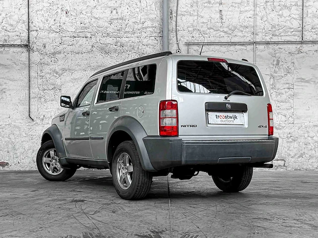Dodge nitro 3.7 v6 se 205pk 2008, 85-zg-vg - afbeelding 4 van  32