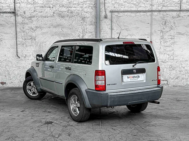 Dodge nitro 3.7 v6 se 205pk 2008, 85-zg-vg - afbeelding 5 van  32