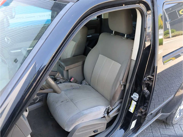 Dodge nitro crd sxt 2.8 2008 vierwielaandrijving, 71-vzn-9 - afbeelding 4 van  27