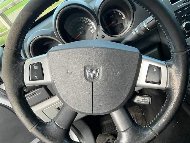 Dodge nitro personenauto - afbeelding 6 van  30