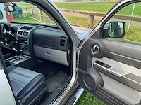 Dodge nitro personenauto - afbeelding 14 van  30