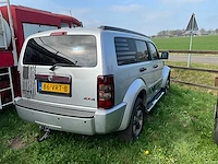 Dodge nitro personenauto - afbeelding 25 van  30