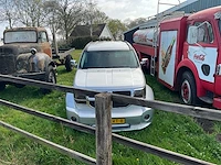 Dodge nitro personenauto - afbeelding 27 van  30