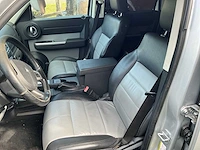Dodge nitro personenauto - afbeelding 30 van  30
