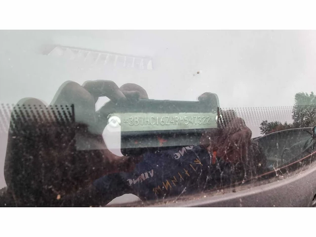 Dodge personenauto - afbeelding 12 van  18