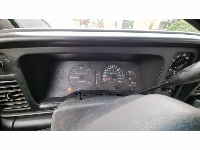 Dodge personenauto - afbeelding 16 van  18