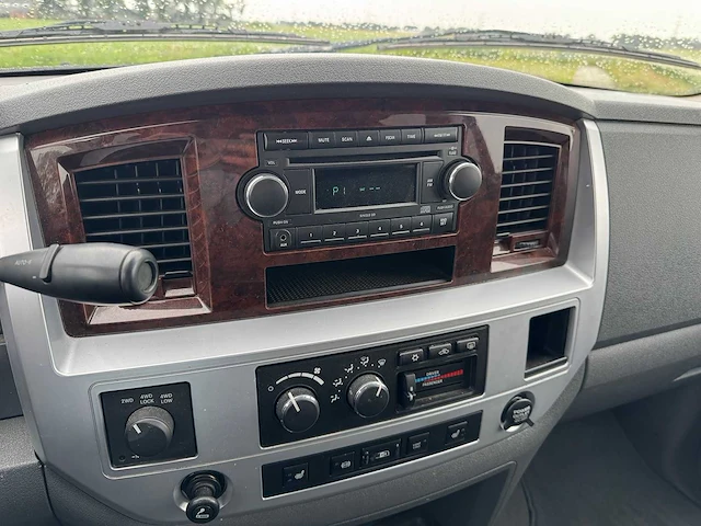 Dodge ram - 2500 6.7 cummins mega-cab - afbeelding 11 van  28