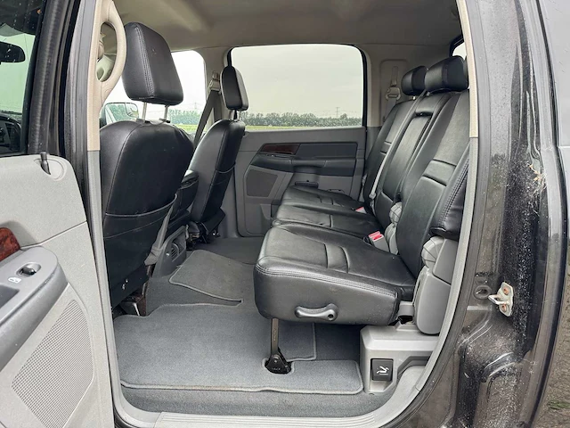 Dodge ram - 2500 6.7 cummins mega-cab - afbeelding 15 van  28