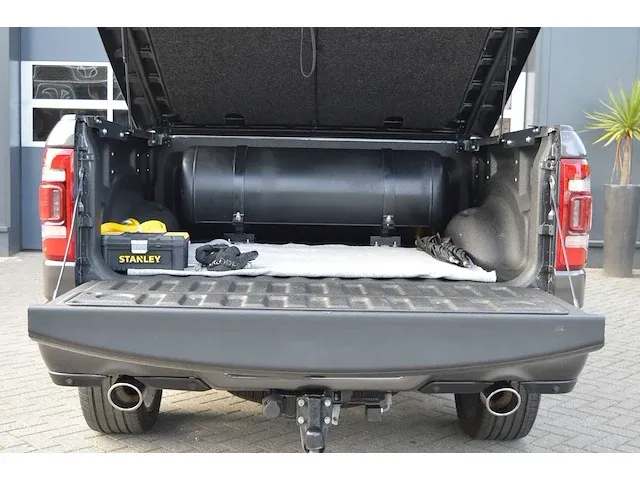 Dodge ram 150 limited crew cab 5.7 v8 4x4 | lpg/g3 | 2019 | slechts 63.459km | v-501-xj | - afbeelding 8 van  34