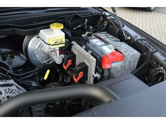 Dodge ram 150 limited crew cab 5.7 v8 4x4 | lpg/g3 | 2019 | slechts 63.459km | v-501-xj | - afbeelding 18 van  34