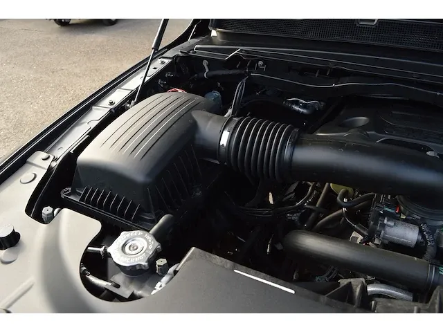 Dodge ram 150 limited crew cab 5.7 v8 4x4 | lpg/g3 | 2019 | slechts 63.459km | v-501-xj | - afbeelding 19 van  34