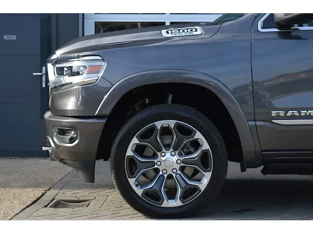 Dodge ram 150 limited crew cab 5.7 v8 4x4 | lpg/g3 | 2019 | slechts 63.459km | v-501-xj | - afbeelding 30 van  34