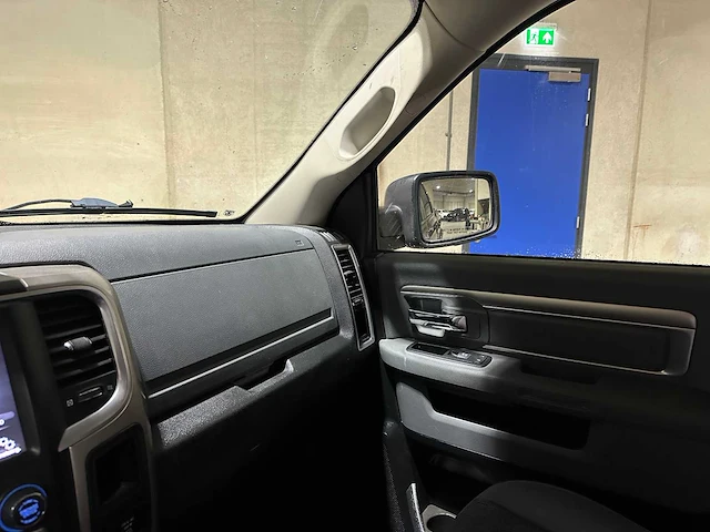 Dodge ram 1500 3.6 v6 quad cab 6'4 309pk 2014, vk-815-d bedrijfswagen - afbeelding 24 van  44
