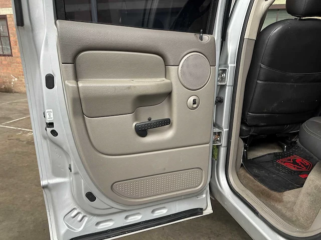 Dodge ram 1500 4.7l v8 magnum 243pk 2002, vsz-46-z - afbeelding 28 van  44