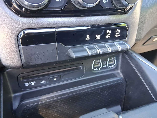 Dodge ram 1500 5.7 v8 4x4 cc big horn | v-576-tx - afbeelding 34 van  39