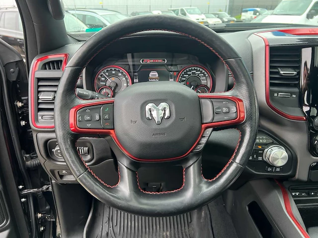 Dodge ram 1500 5.7 v8 4x4 crew cab limited 401pk 2018 bedrijfswagen, v-24-hpg - afbeelding 8 van  42