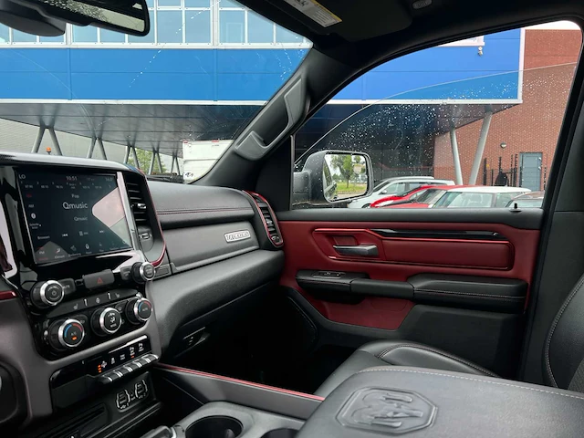 Dodge ram 1500 5.7 v8 4x4 crew cab limited 401pk 2018 bedrijfswagen, v-24-hpg - afbeelding 9 van  42