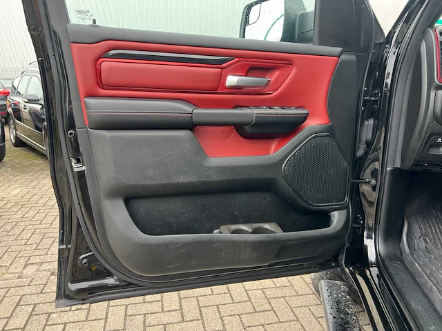 Dodge ram 1500 5.7 v8 4x4 crew cab limited 401pk 2018 bedrijfswagen, v-24-hpg - afbeelding 21 van  42
