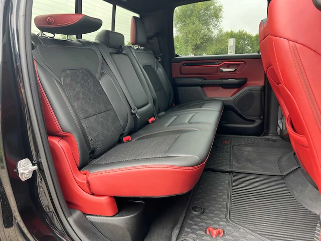 Dodge ram 1500 5.7 v8 4x4 crew cab limited 401pk 2018 bedrijfswagen, v-24-hpg - afbeelding 31 van  42