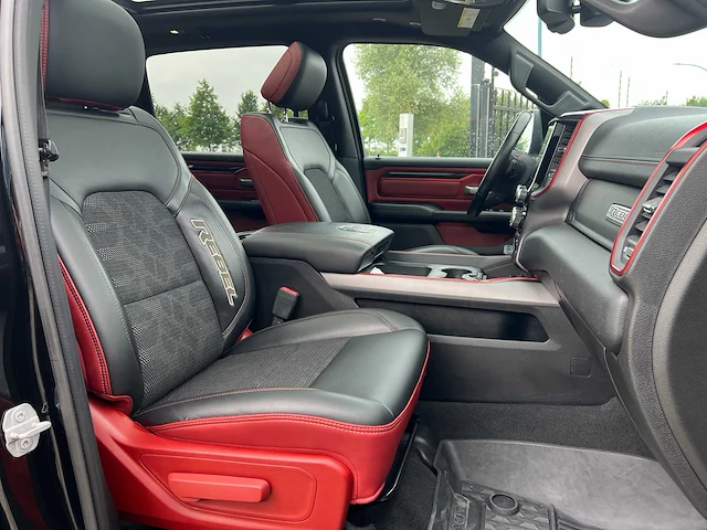 Dodge ram 1500 5.7 v8 4x4 crew cab limited 401pk 2018 bedrijfswagen, v-24-hpg - afbeelding 33 van  42