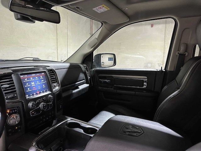 Dodge ram 1500 5.7 v8 quad cab 6'4 401pk 2018, v-442-ll bedrijfswagen - afbeelding 10 van  44