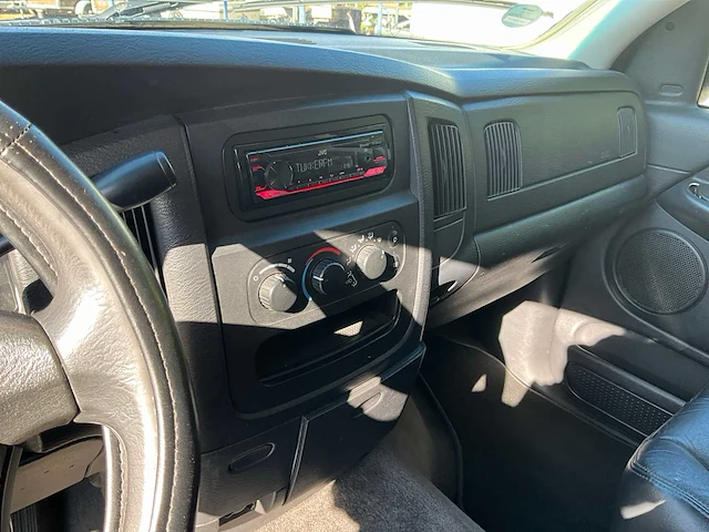 Dodge ram 1500 bedrijfswagen - afbeelding 4 van  16