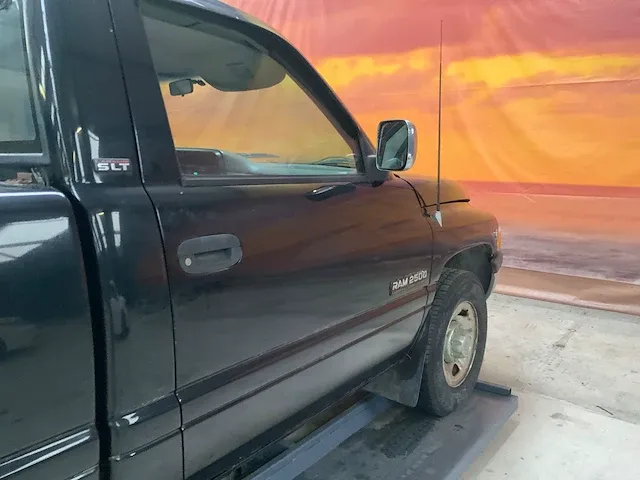 Dodge ram 2500 cummins 1994 - afbeelding 4 van  31