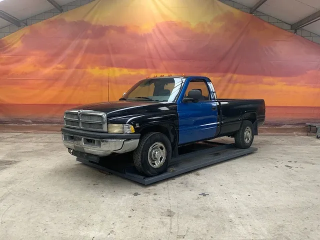 Dodge ram 2500 cummins 1994 - afbeelding 1 van  31