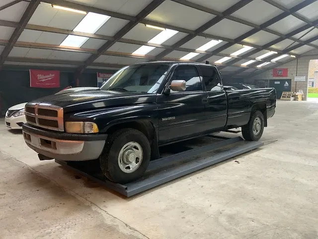 Dodge ram 2500 laramie cummins 1995 - afbeelding 1 van  27