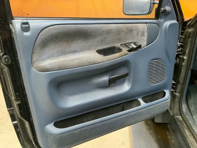 Dodge ram 2500 laramie cummins 1995 - afbeelding 14 van  27