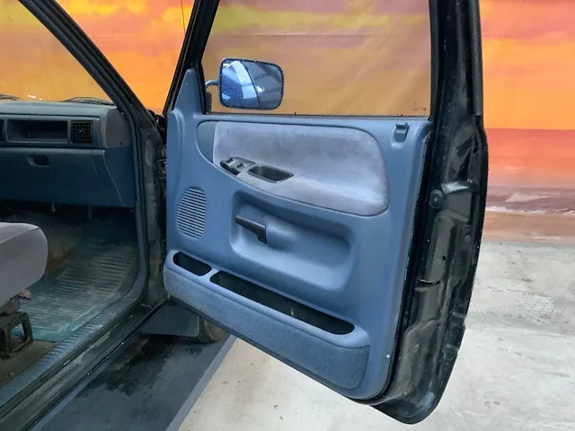 Dodge ram 2500 laramie cummins 1995 - afbeelding 24 van  27