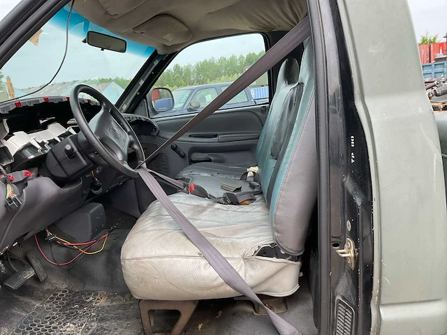 Dodge ram 2500 vliegtuigsleper - afbeelding 11 van  13