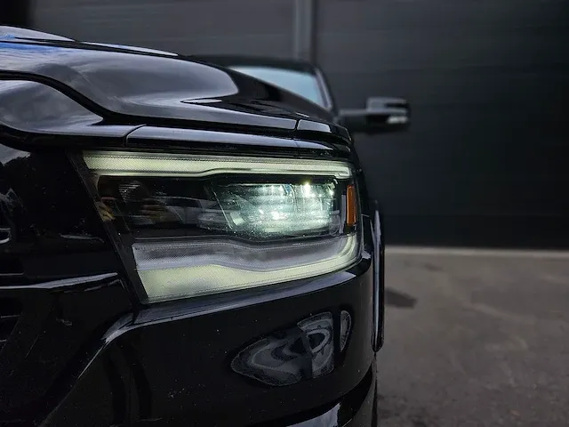 Dodge ram 5.7 v8 4x4 cc laramie limited vrf-90-z - afbeelding 9 van  48