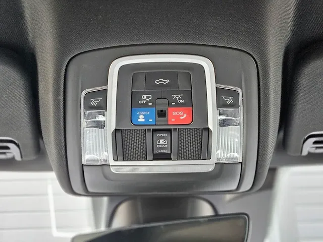 Dodge ram 5.7 v8 4x4 cc laramie limited vrf-90-z - afbeelding 35 van  48