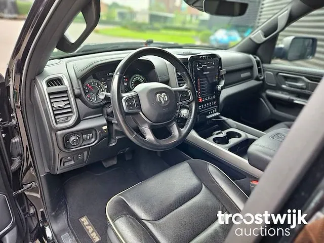 Dodge ram 5.7 v8 4x4 cc laramie limited vrf-90-z - afbeelding 15 van  48