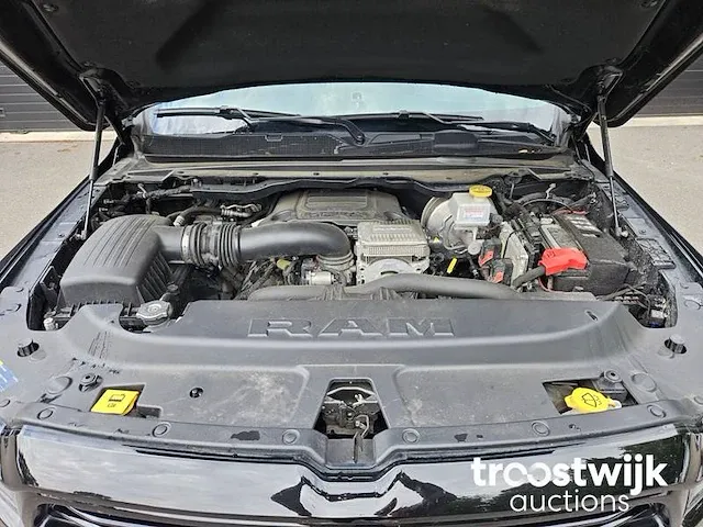 Dodge ram 5.7 v8 4x4 cc laramie limited vrf-90-z - afbeelding 43 van  48