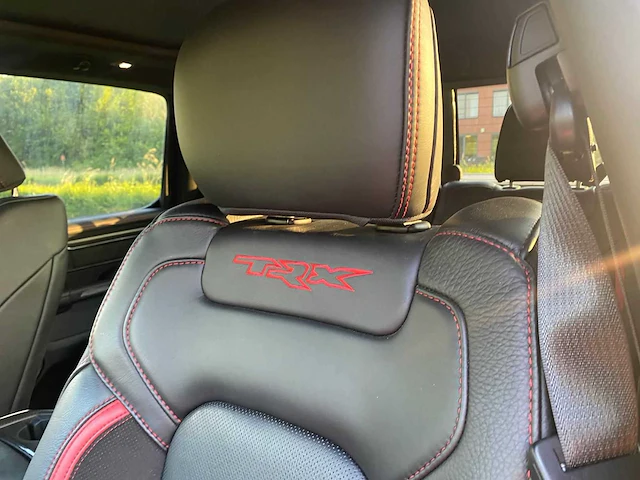 Dodge ram trx bedrijfswagen - afbeelding 18 van  44