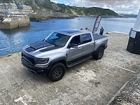Dodge ram trx bedrijfswagen - afbeelding 40 van  44