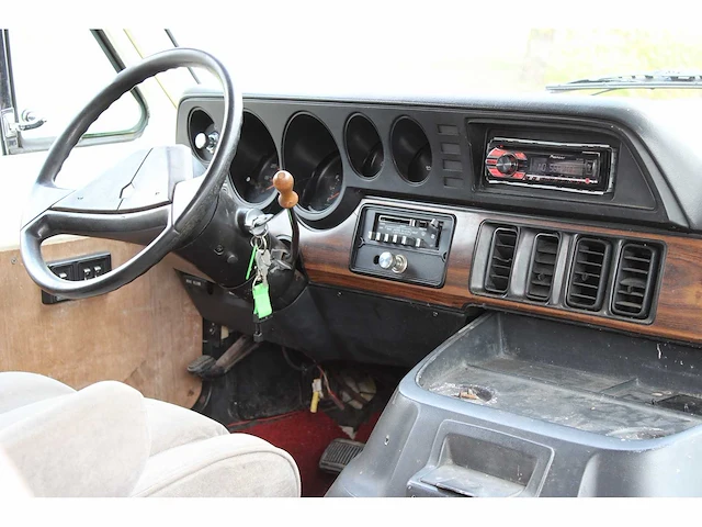 Dodge v8 lpg bedrijfswagen - afbeelding 2 van  32