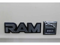 Dodge v8 lpg bedrijfswagen - afbeelding 9 van  32
