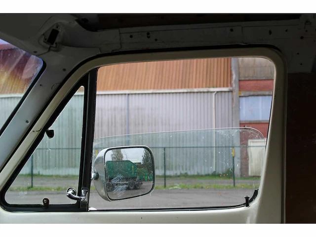 Dodge v8 lpg bedrijfswagen - afbeelding 19 van  32