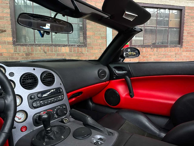 Dodge viper srt-10 8.3 v10 cabriolet 520pk 2006 youngtimer - afbeelding 14 van  35