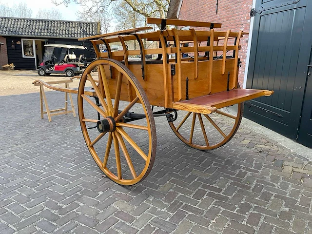 Dogcart rijtuig - afbeelding 11 van  13