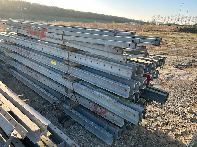 Doka partij bekistingsmateriaal - afbeelding 24 van  27