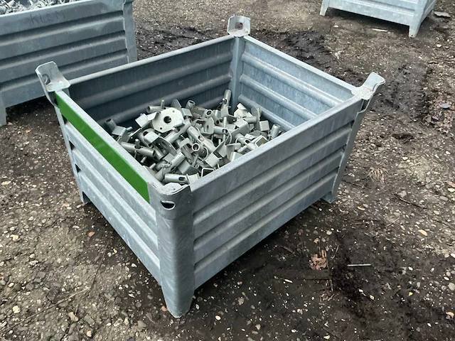 Dokau bevestigingsmateriaal steiger in gegalvaniseerde bak - afbeelding 3 van  5