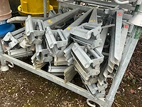 Dokau driepoot steiger (21x) - afbeelding 2 van  7