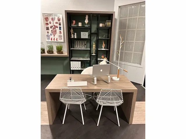 Dokter's praktijk - studio - decor opstelling - afbeelding 5 van  11