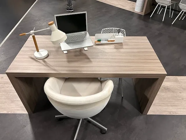 Dokter's praktijk - studio - decor opstelling - afbeelding 6 van  11