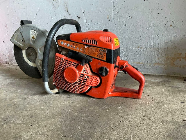 Dolmar pc-6412d betonzaag - afbeelding 7 van  11