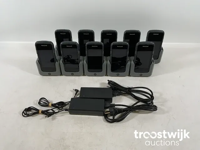 Dolphin (ct50lun-cs13se0) ct50 mobile computer scanners with rugged casing - afbeelding 1 van  9
